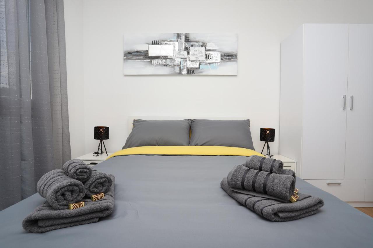 Apartman Perla Deluxe Пореч Екстериор снимка