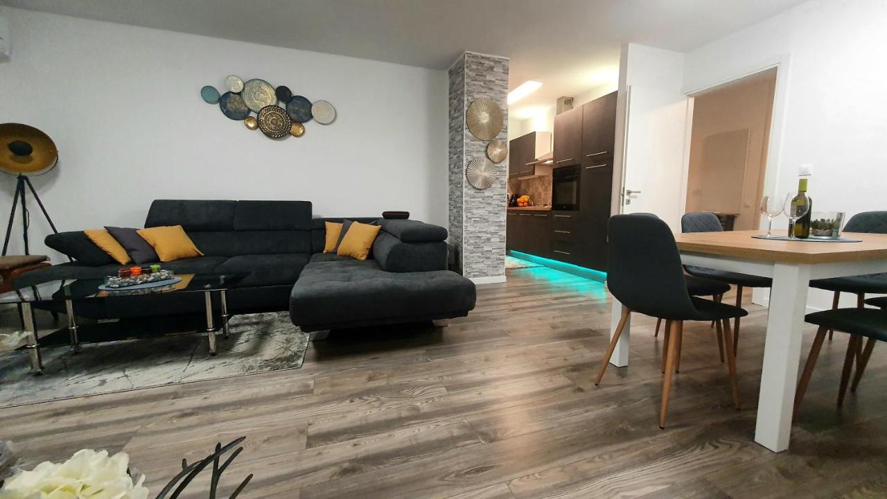 Apartman Perla Deluxe Пореч Екстериор снимка