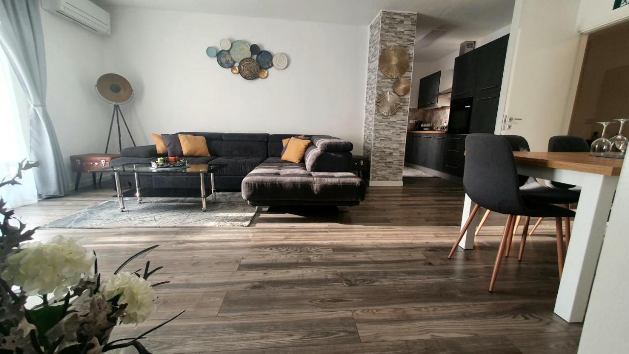 Apartman Perla Deluxe Пореч Екстериор снимка
